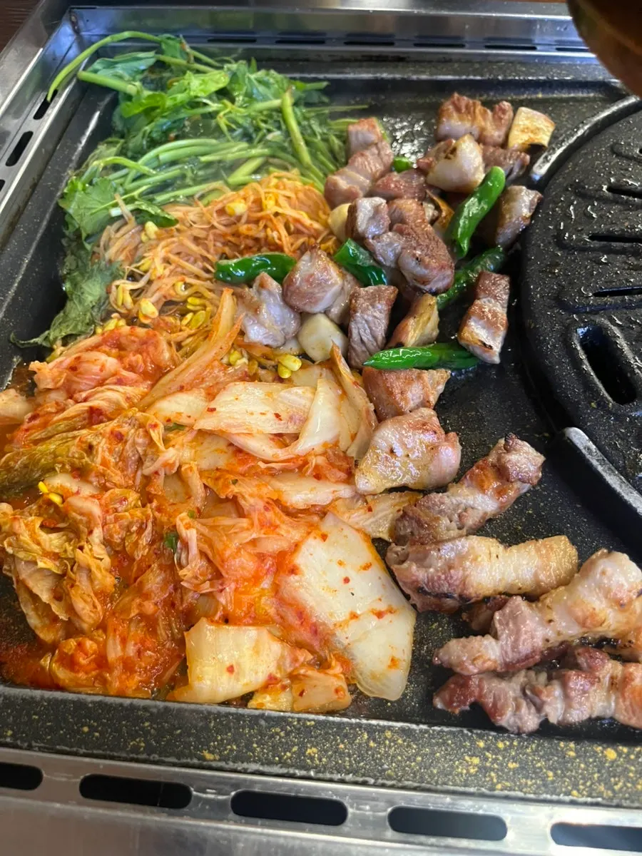Cham samgyeopsal cooking on the grill