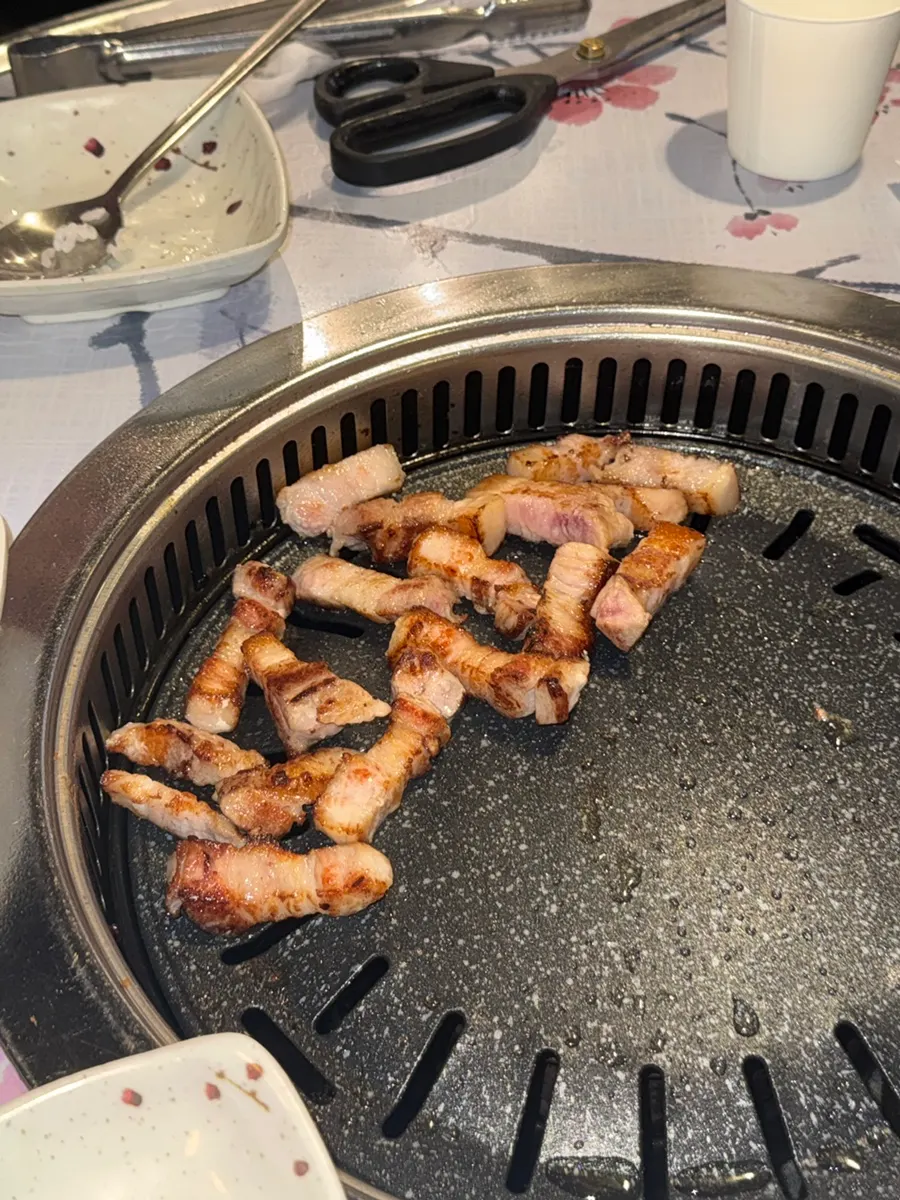 불향 입힌 삼겹살 구이