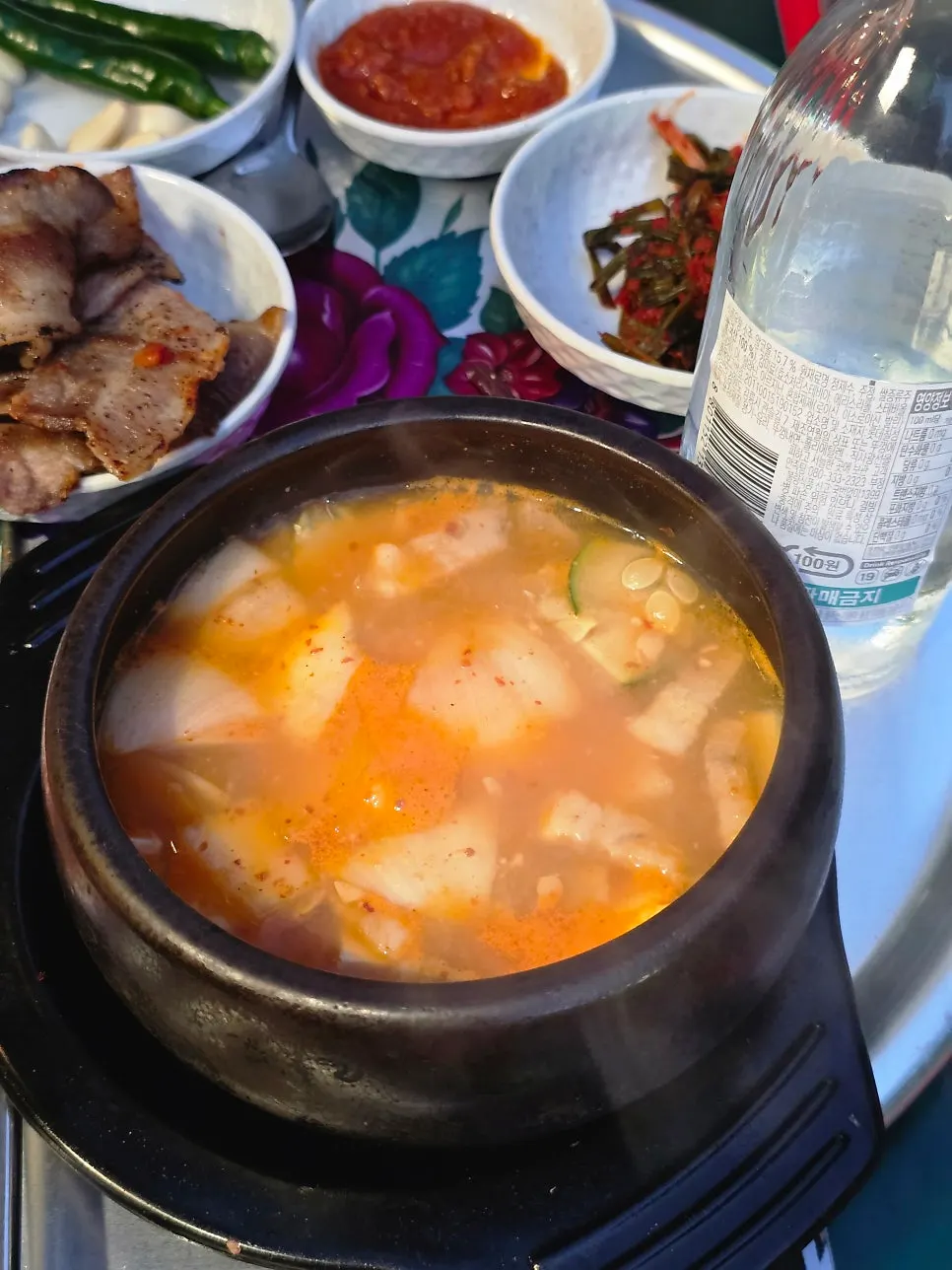 Earthenware pot of beef brisket doenjang jjigae at Chowon Restaurant
