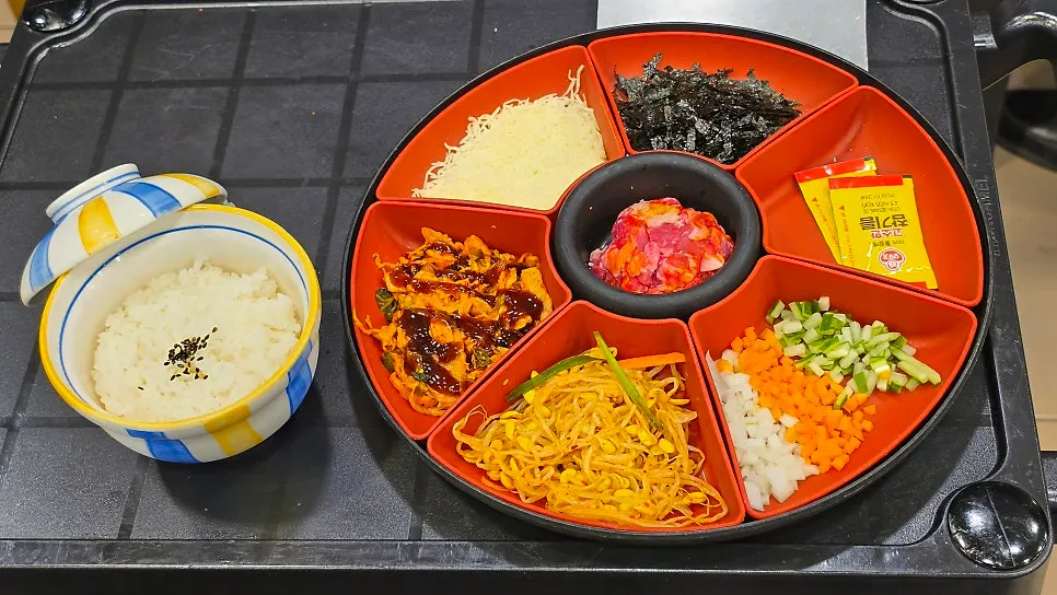 Cold rice prepared for making fried rice
