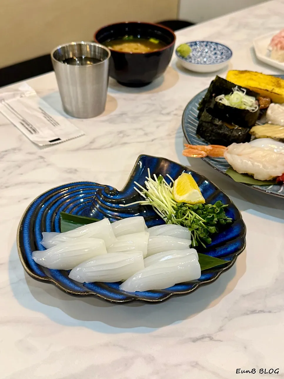 갑오징어사시미 100g 한 접시