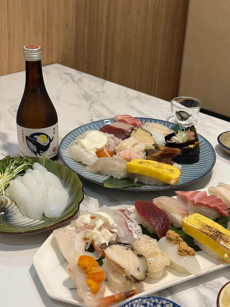 The 16-piece top sushi set