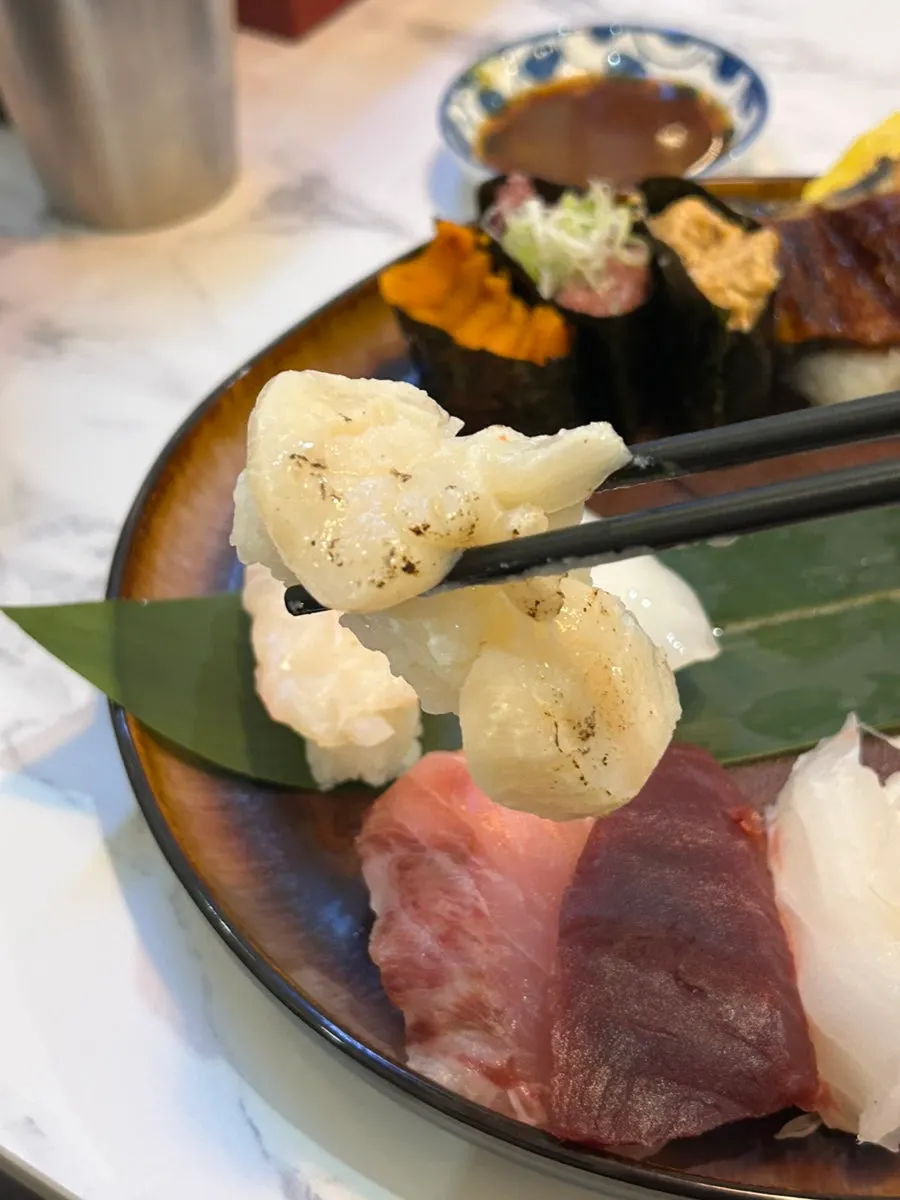 Eel sushi with sweet sauce