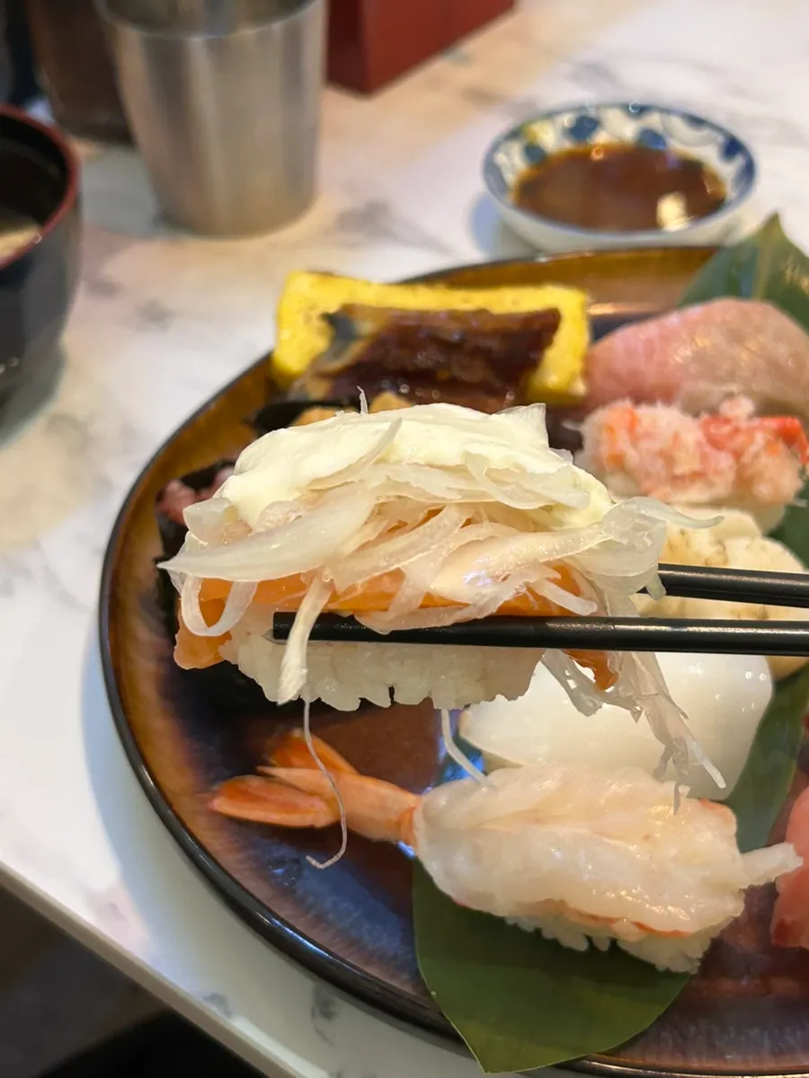 Assorted gunkan sushi
