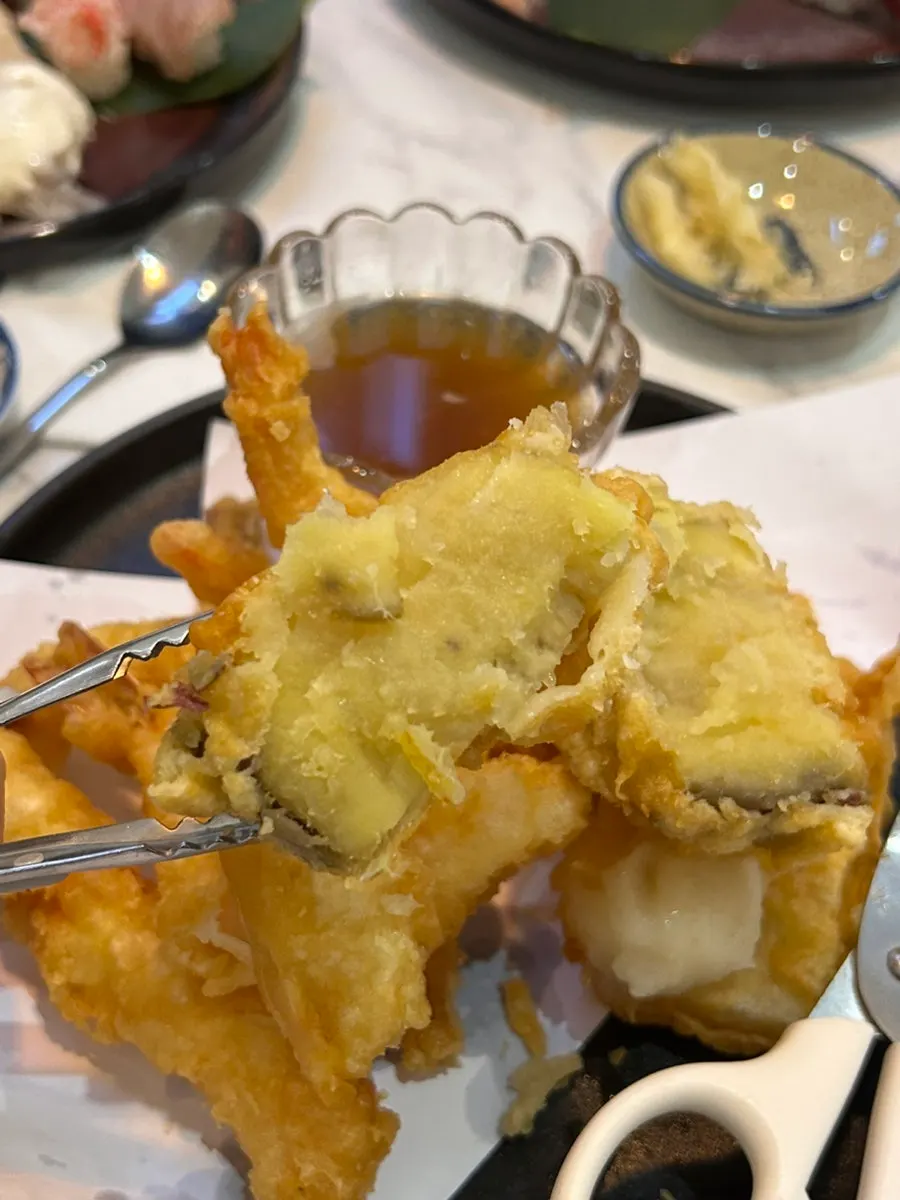 Assorted tempura with sweet potato and shrimp