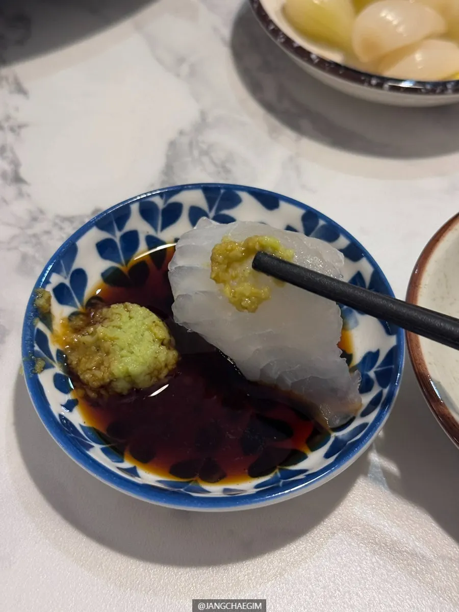 Salmon and halibut portion of the mixed sashimi