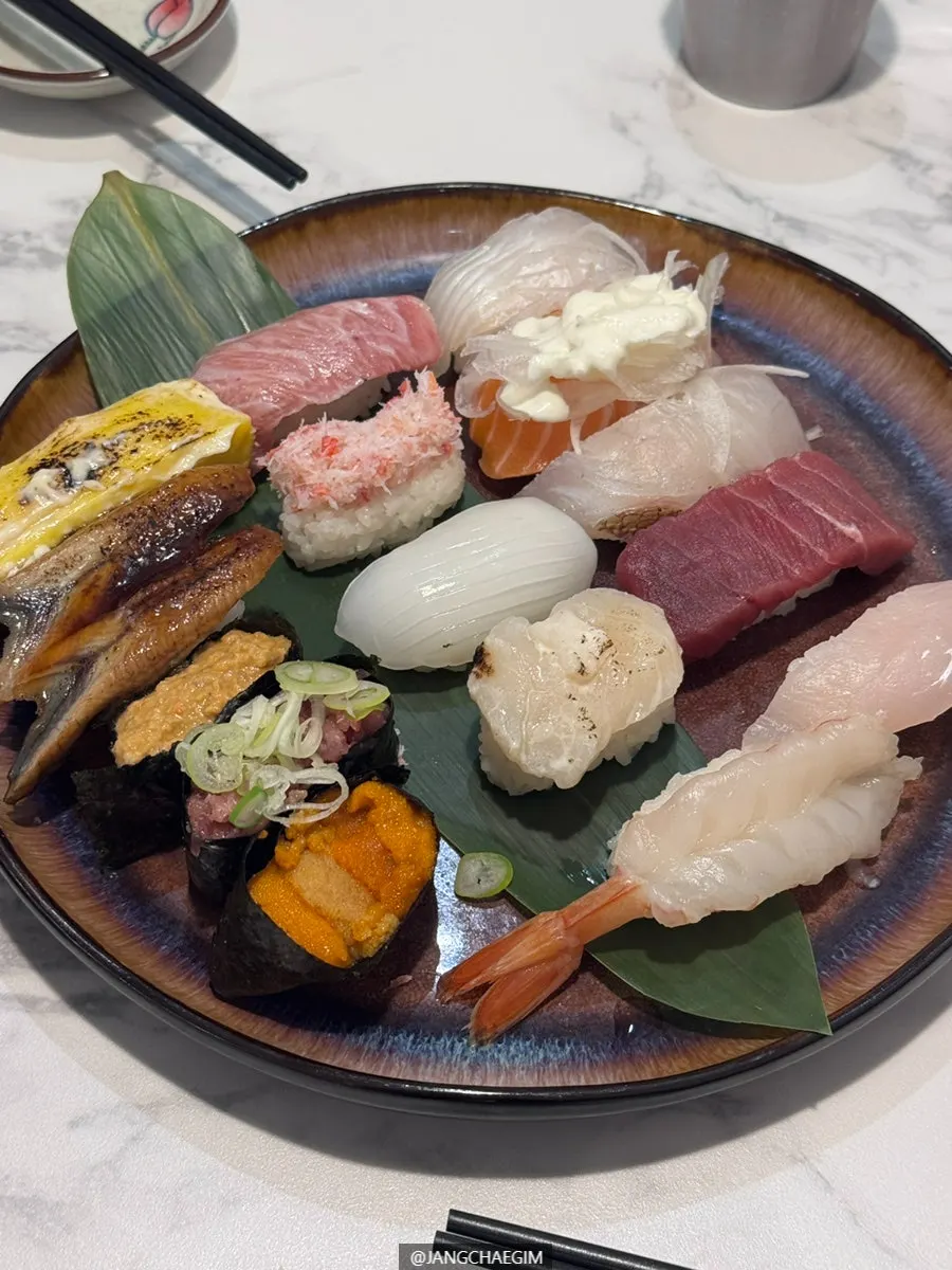 Sashimi plate with the table setting