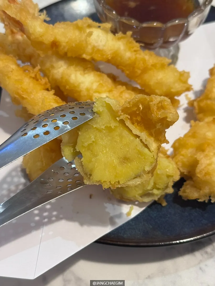 Close-up of crispy fried shrimp tempura
