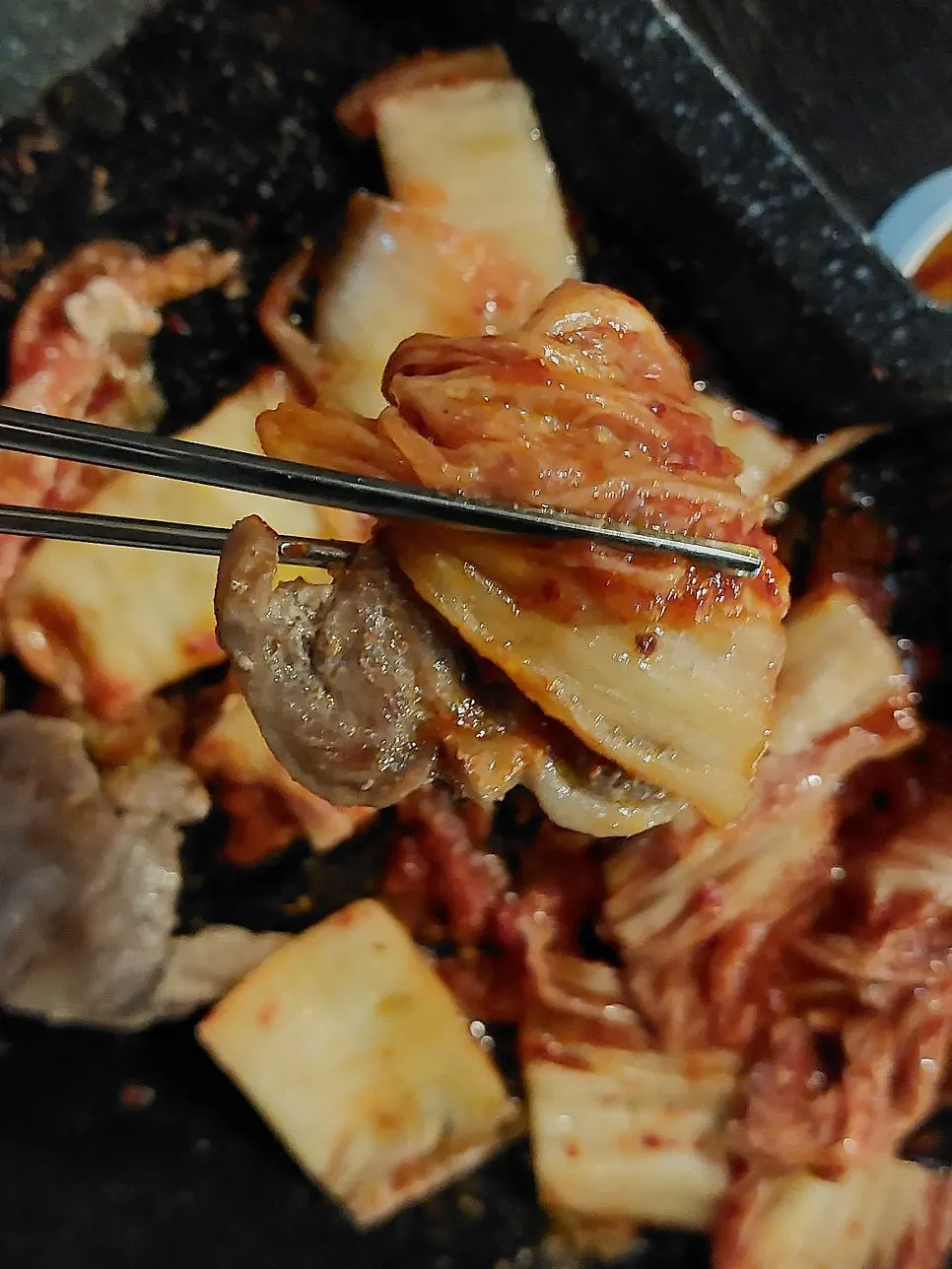 김치·콩나물·고사리 등 기본 반찬 한 상