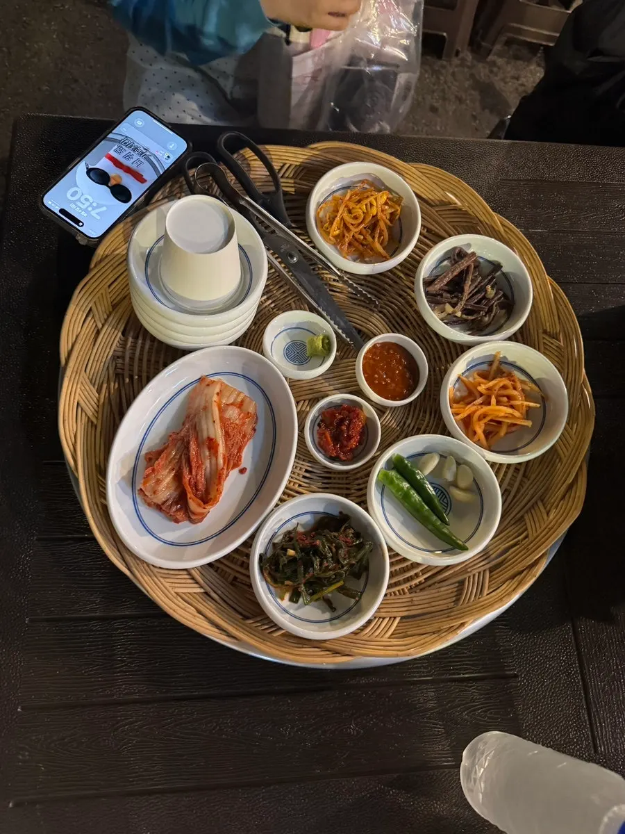 Table set with ordered pork belly and chadolbagi