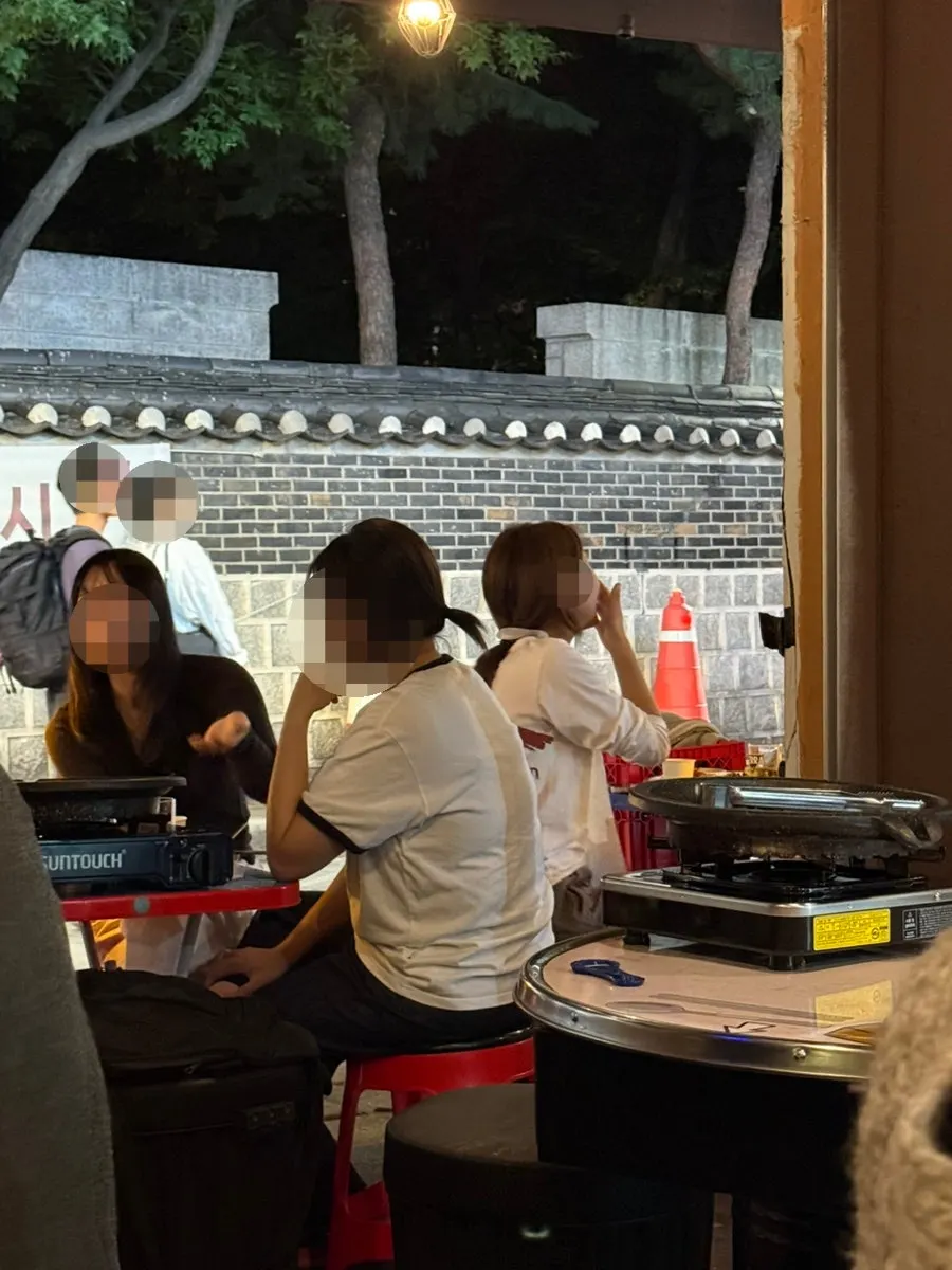 Fall evening atmosphere on the Jongno 3-ga outdoor dining street