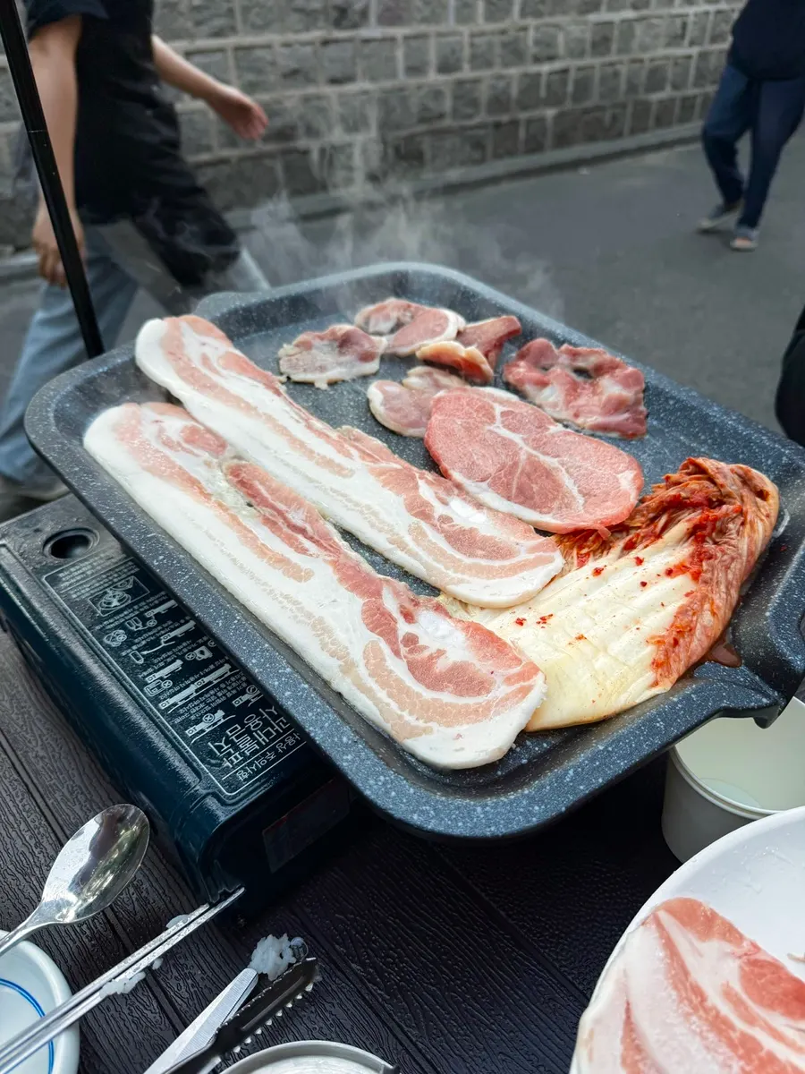 Tapgol Set with sliced duck, pork belly, and flower pork neck