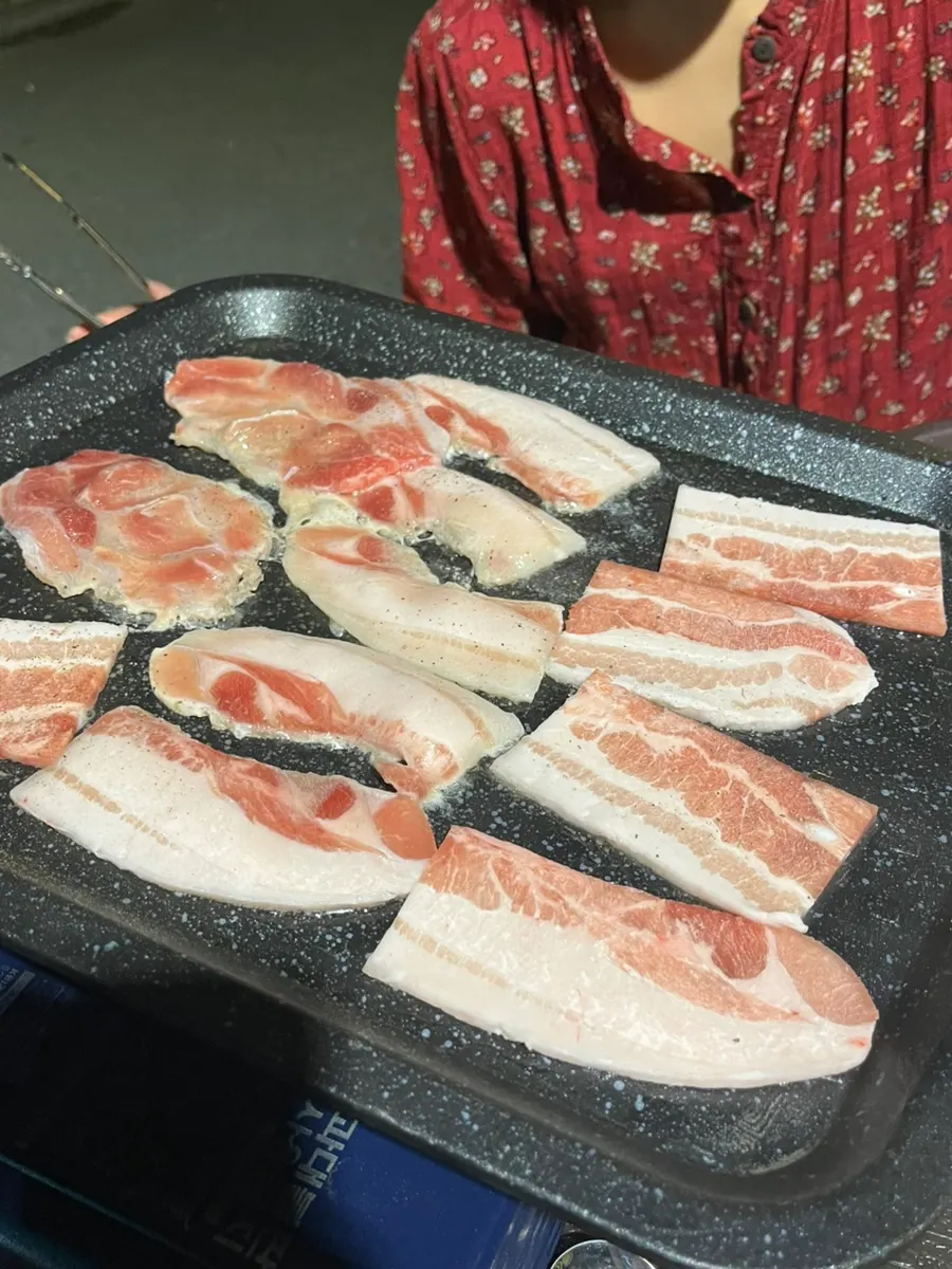 Quick-frozen pork belly and pork neck