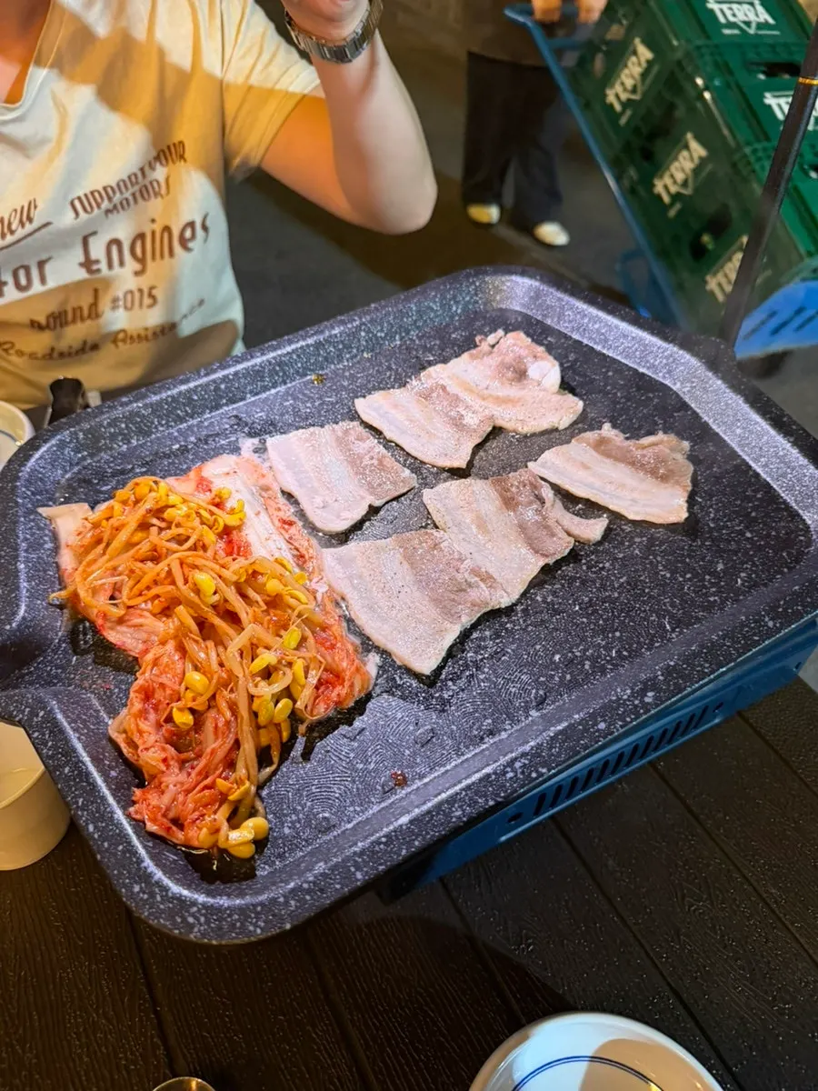 김치 콩나물 고사리 등 고기 반찬