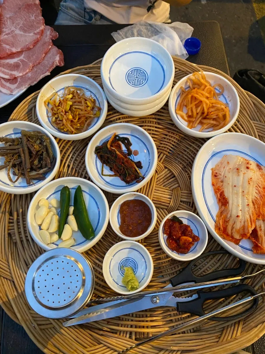 Soju and beer glasses inside the picnic basket