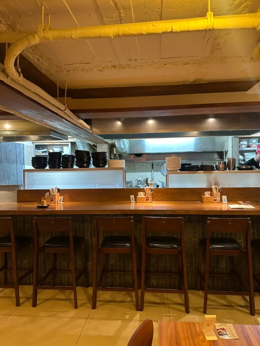 Table seating inside Joseonmakhae