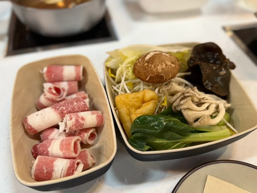Guide to the lunch beef brisket hot pot set composition