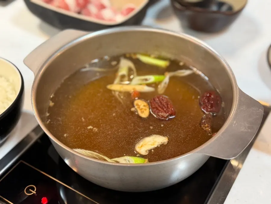 Pot of numbing-spicy mala broth hot pot