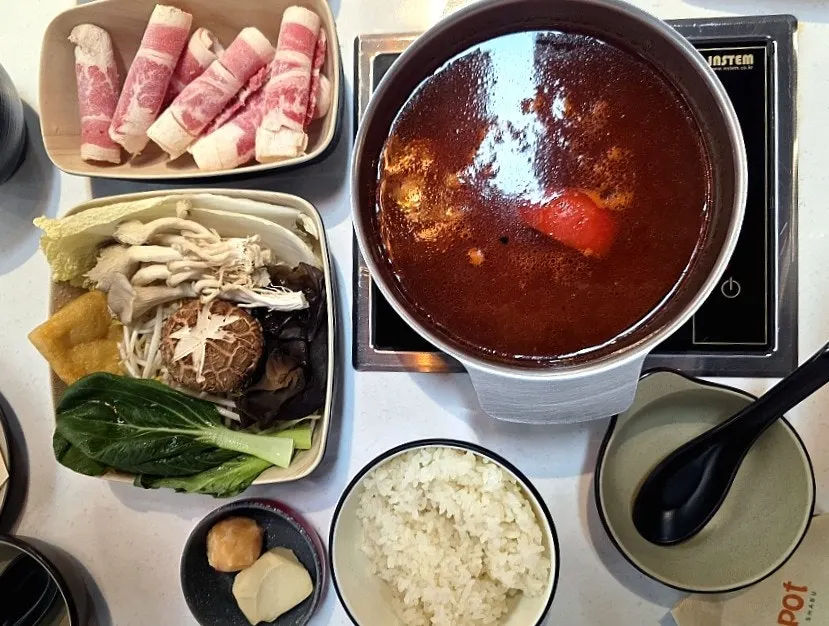 런치 우삼겹 훠궈 세트 주문 구성