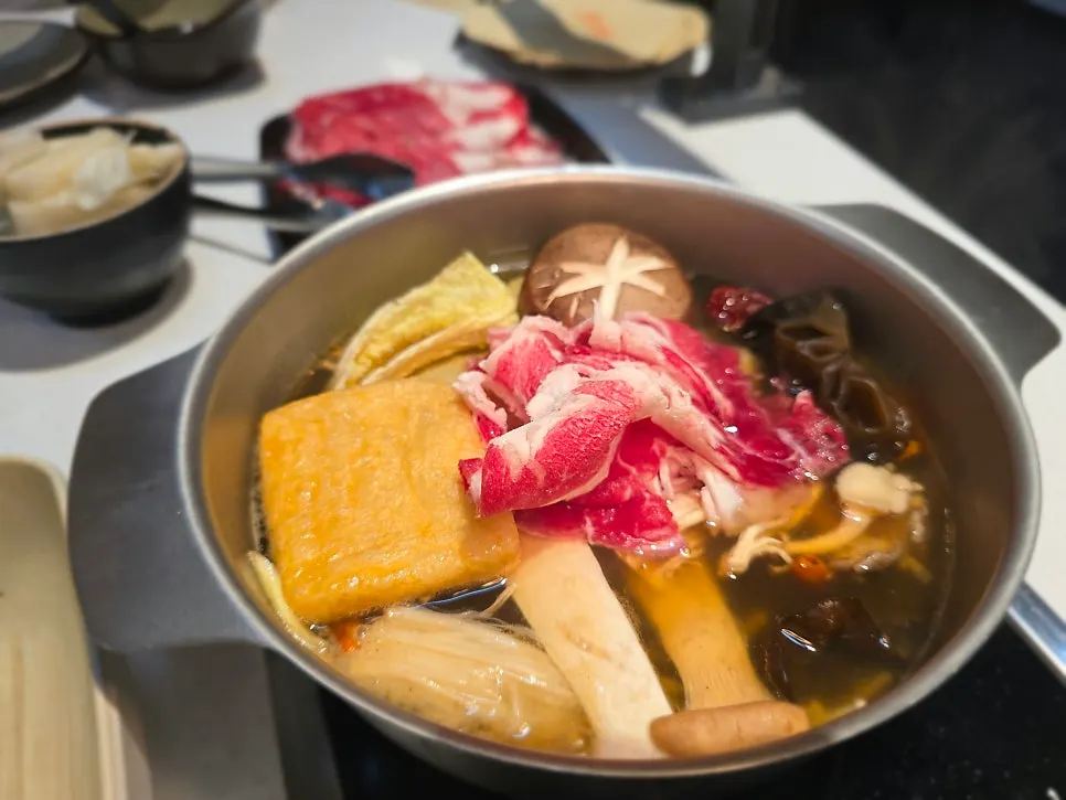 Finished spread of hot pot at J's Pot Magok Branch