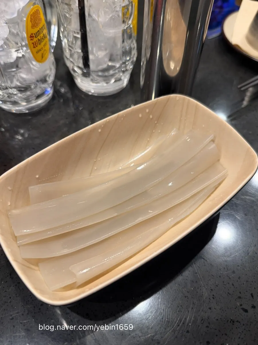 Flat glass noodles added at the end