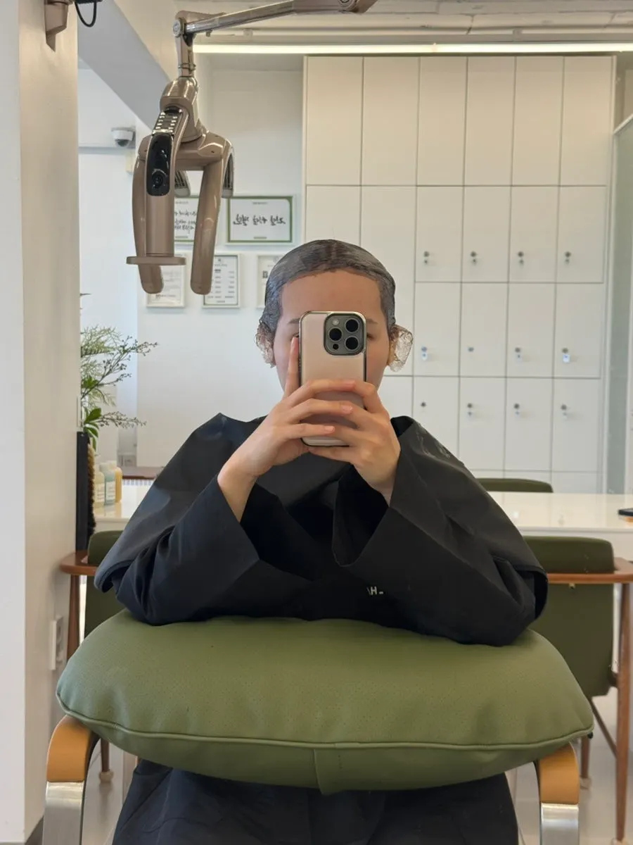 Applying color and scalp protector