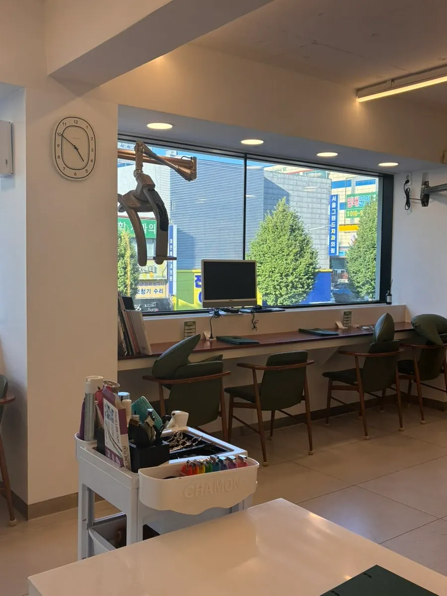 Neatly arranged salon interior