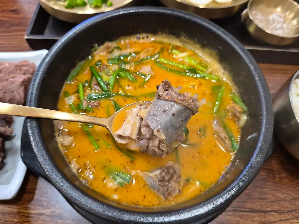 비계 없는 살코기가 가득한 순대국