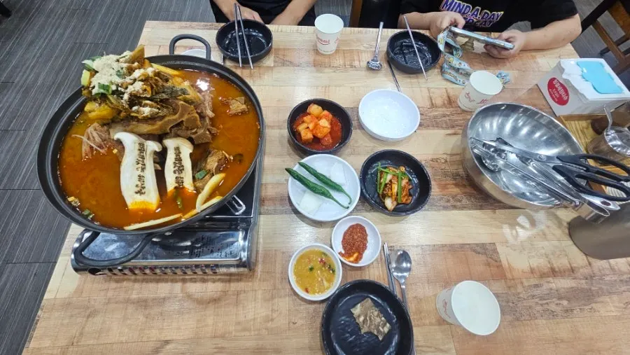 뼈대있는해장국 주촌점 방문 모습