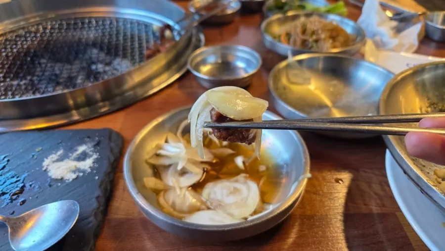 공기밥과 함께 먹는 마늘양념갈비살