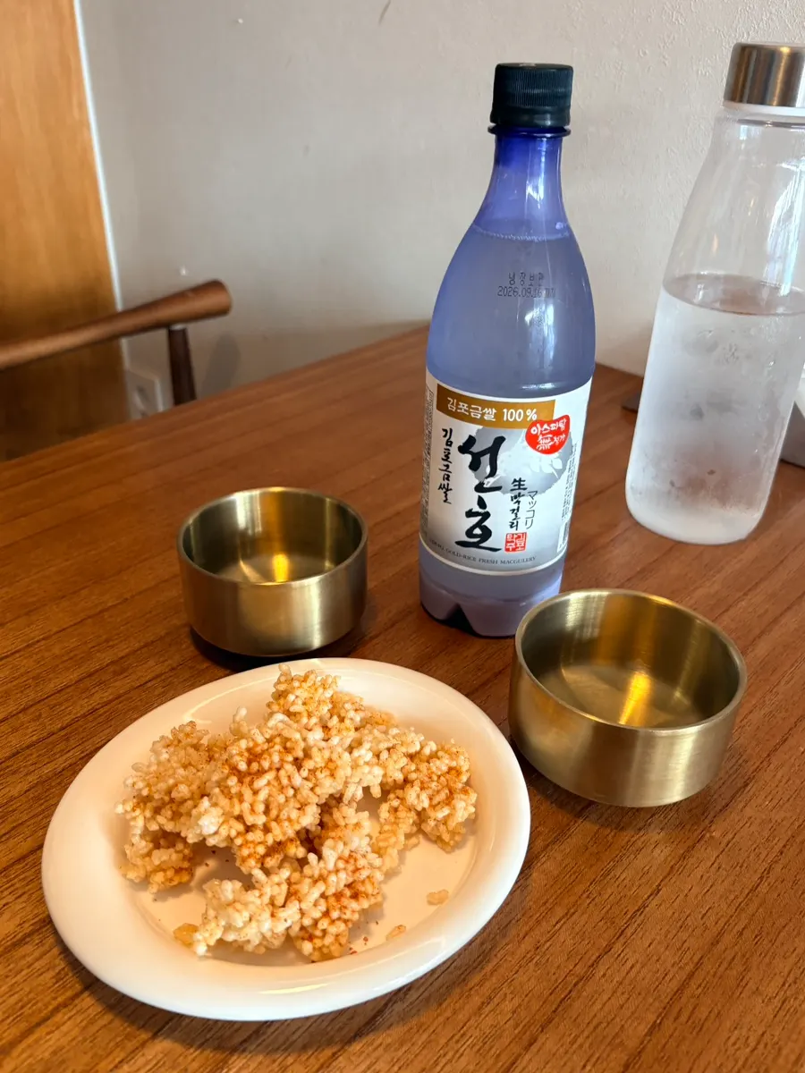 Makgeolli y copas pedidos en Jumak Inho