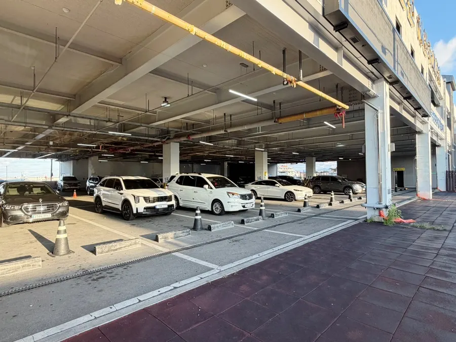 Spacious interior of the Jumunjin Coastal Parking Tower