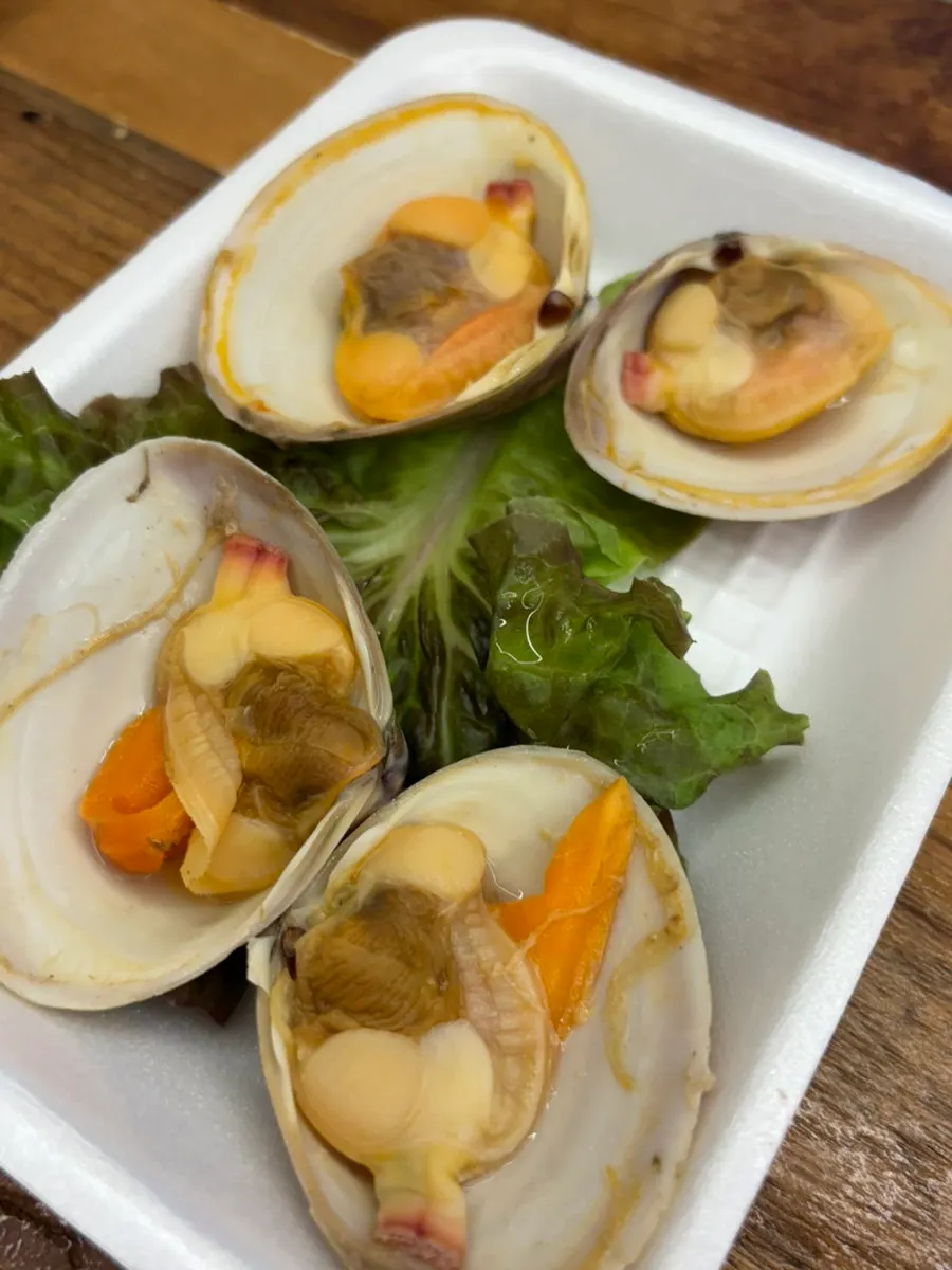 Free seafood pack with abalone and sea squirt