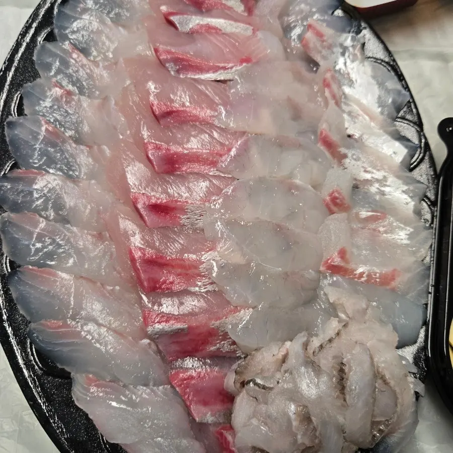 Final review photo of the Ilchul Special Assorted Sashimi Platter takeout