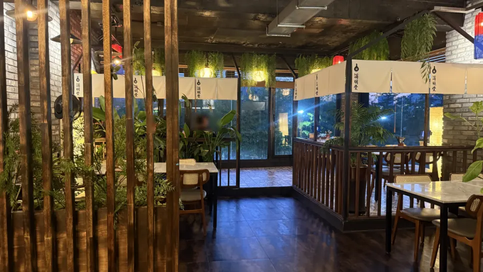 번잡하지 않은 주명당 매장 내부