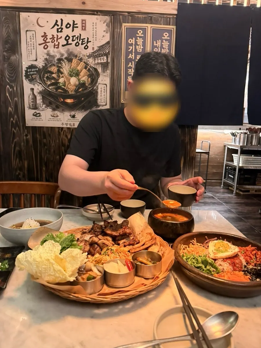 The full spread of food eaten in the private room