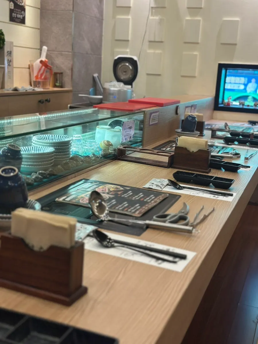 Counter seat where the seiro-mushi basic set was ordered