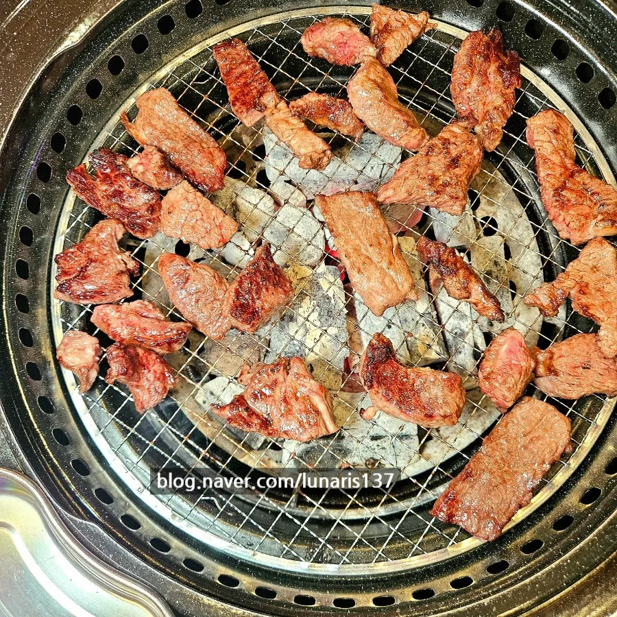 프리미엄 세트와 종이컵 식혜