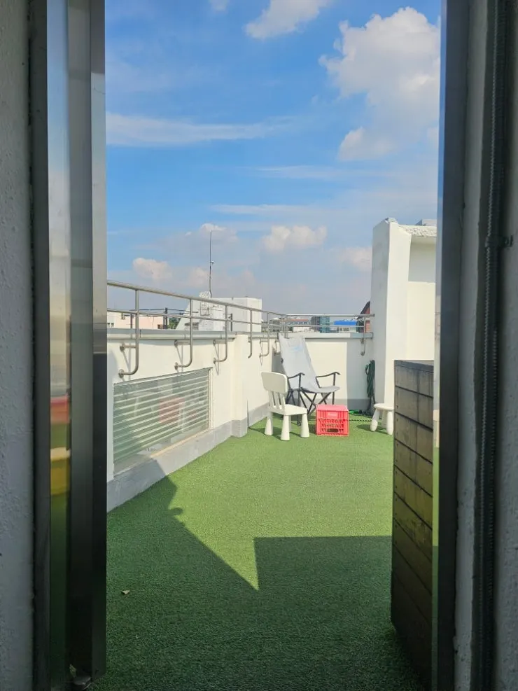 5층 루프탑에서 본 행궁동 풍경