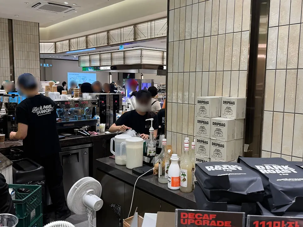 正智英咖啡烘焙工作室老怭店進駐紀念告示