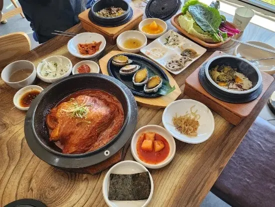 제주 서귀포 중문고등어쌈밥 외관