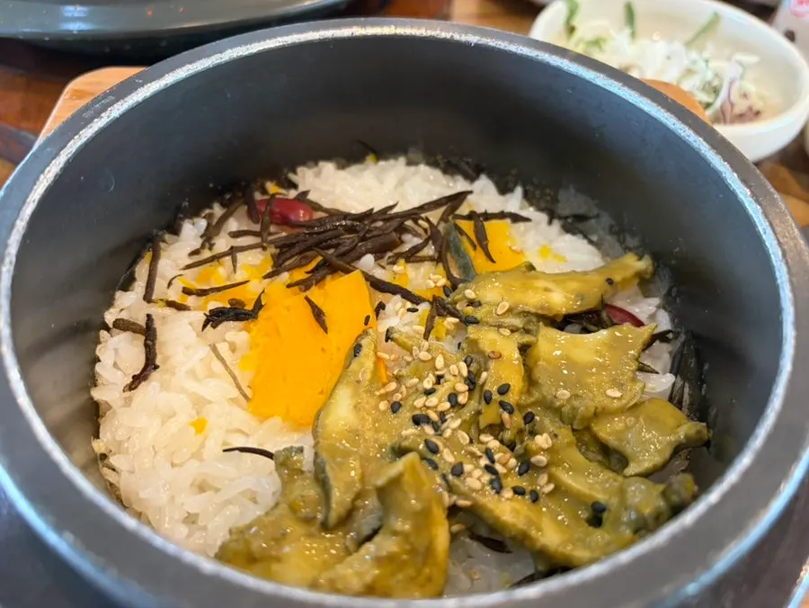 Cá thu kho kim chi chua thịt căng mọng