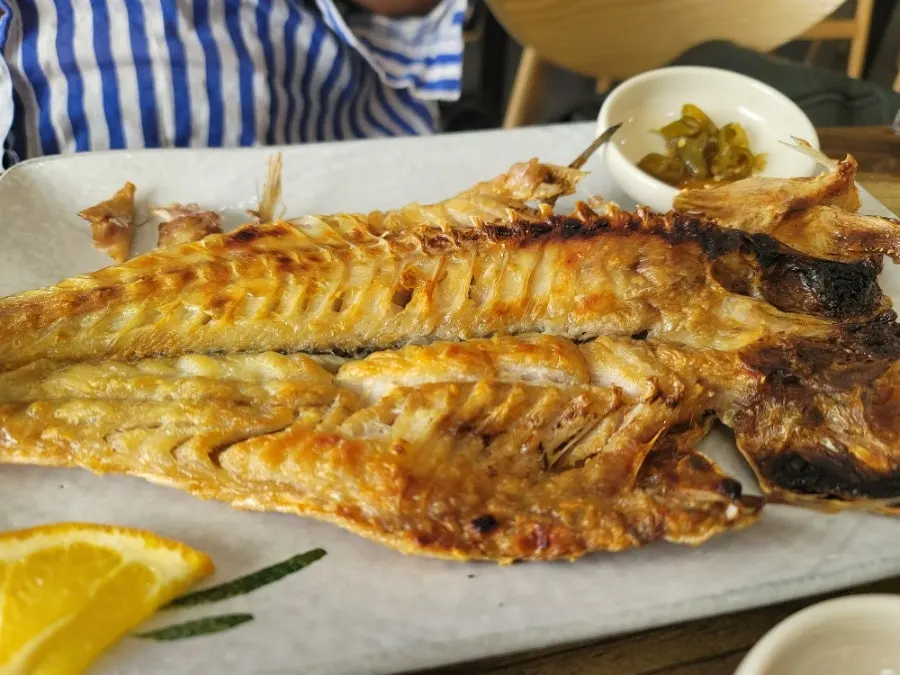 Full set of king grilled tilefish and abalone stone-pot rice