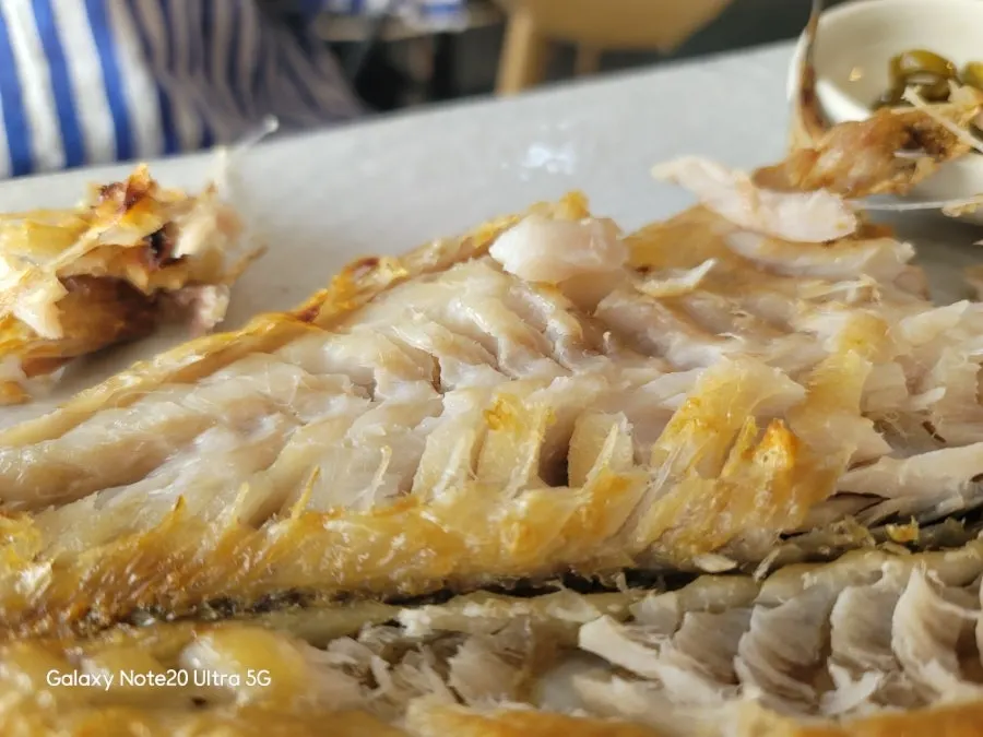 Tilefish flesh and abalone stone-pot rice