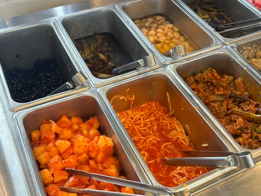Sikhye and abalone porridge at the self-serve bar