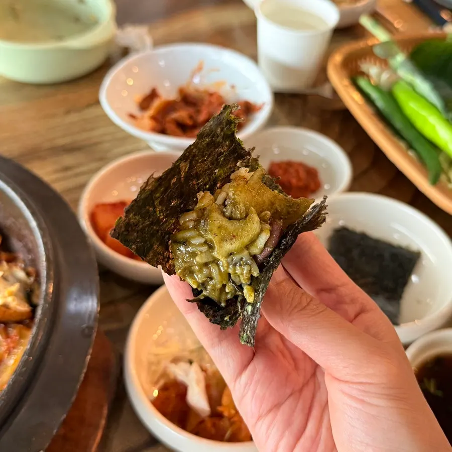 Top view of the generous abalone hot pot rice