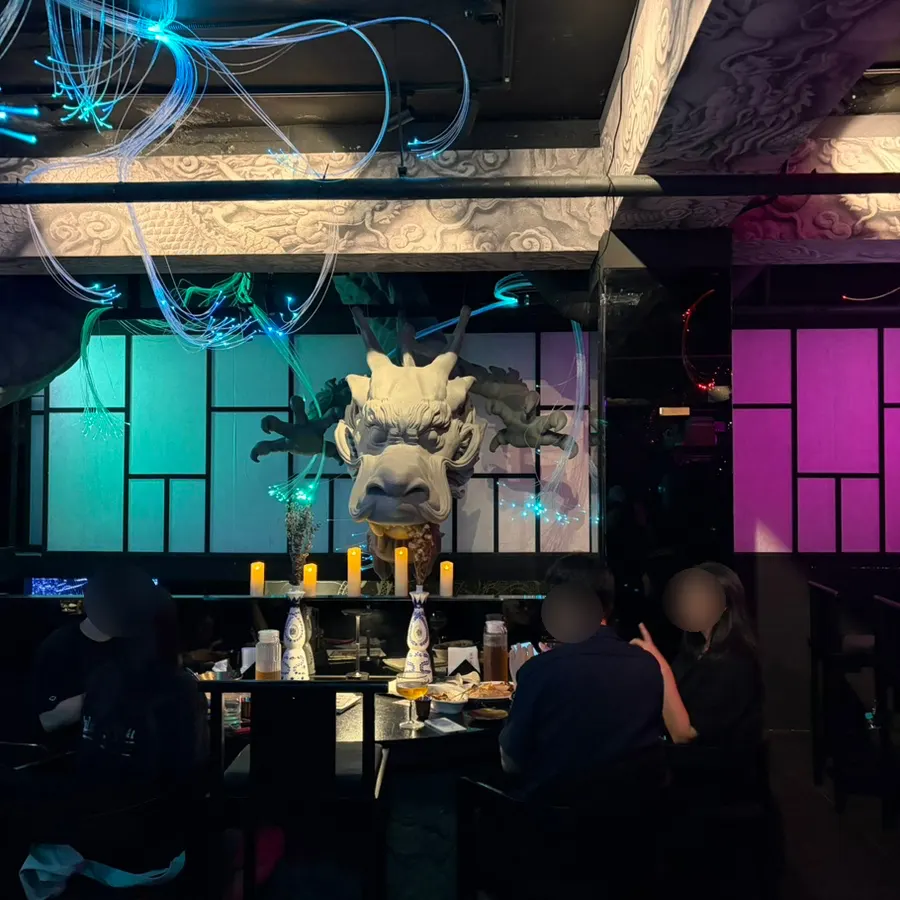 용궁 컨셉의 주신당 강남 내부 인테리어