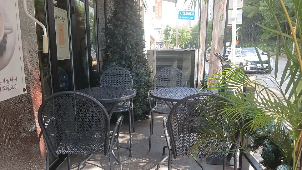 Outside view of Like Like Ilsan Juyeop Branch