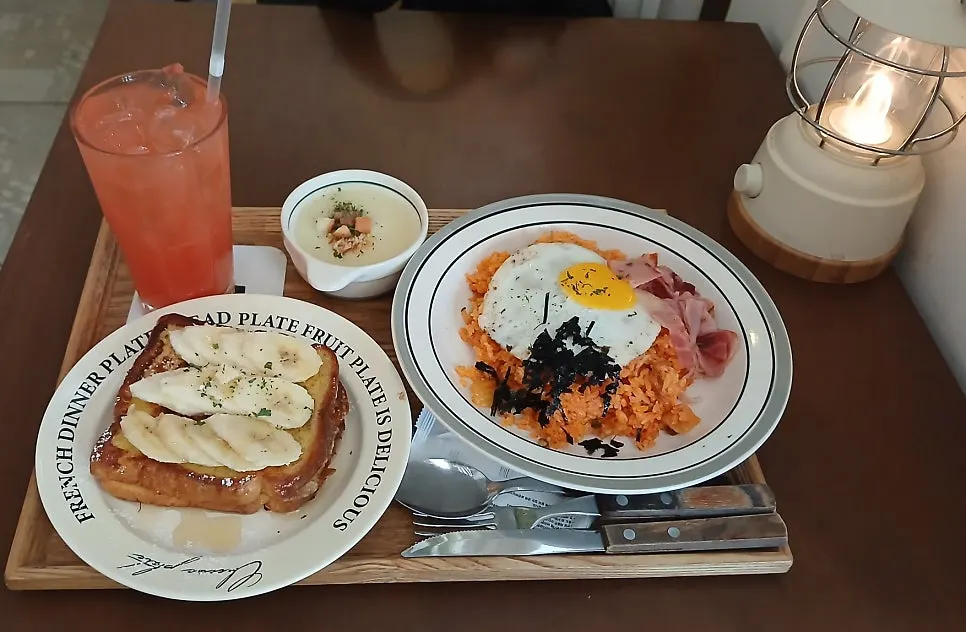 Peanut banana French toast