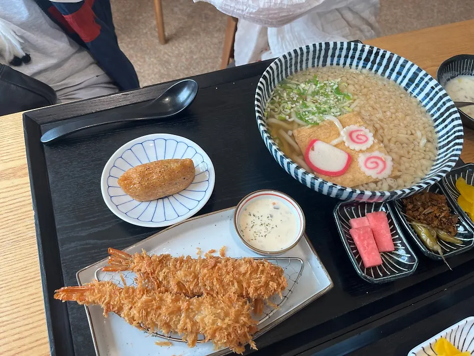 유유카츠 좌동 돈까스 전문점 테이블